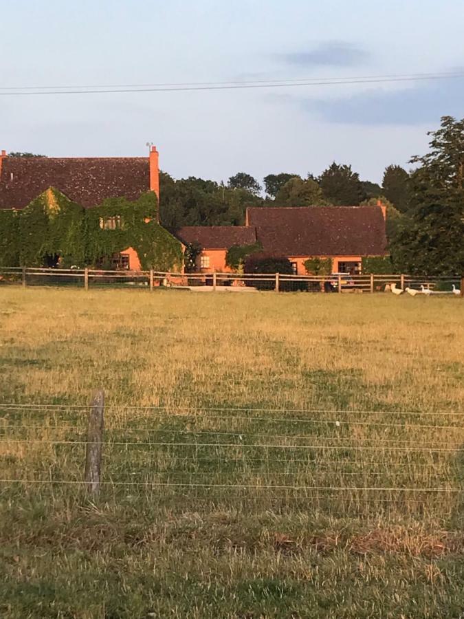 The Burrow Villa Wellesbourne Exterior foto